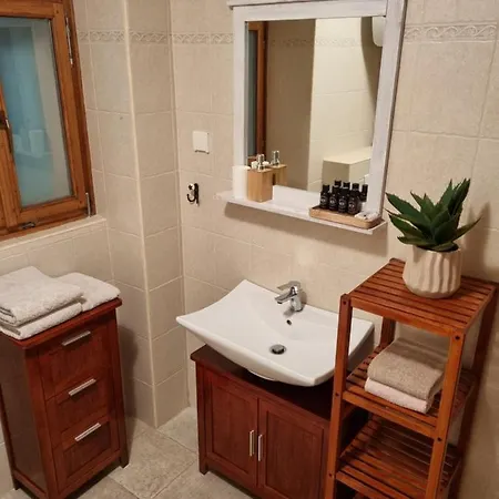 Boutique Veneranda Vikendica *