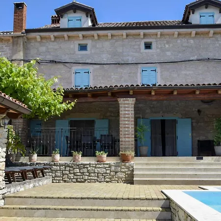 Boutique Veneranda Bubani
